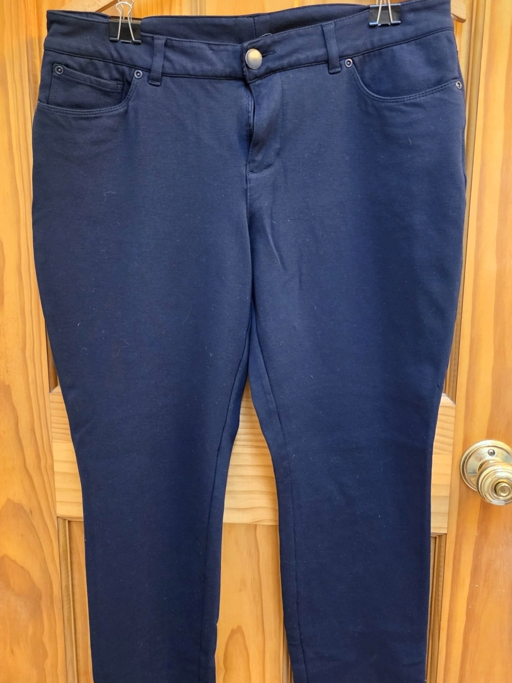Christopher & Banks Straight Leg Jeans in Navy Blue